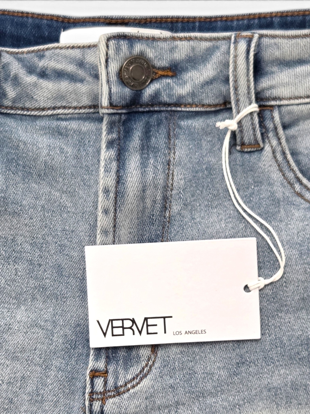 NWT VERVET Los Angeles "Rebecca" High-Rise Distressed Denim Shorts - Size L - Picture 3 of 13